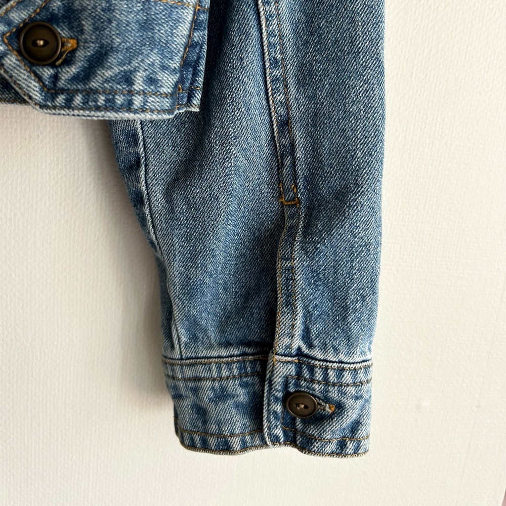 Vintage Y2K Studio Ease Denim Trucker Short Jean Jacket Indie 2000s Layering | 8 - Picture 14 of 15